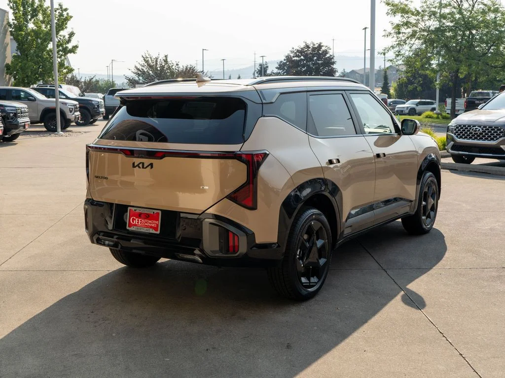 New 2027 Brown Kia X-Line S image 7