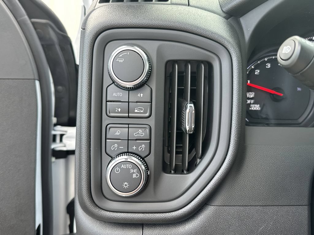 2026 GMC Sierra 1500 Pro - Photo 18