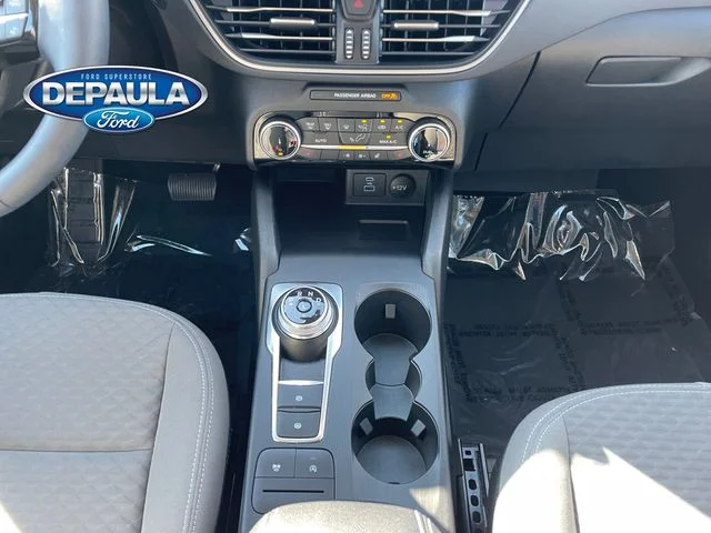 Certified Used 2022 Gray Ford SE image 14