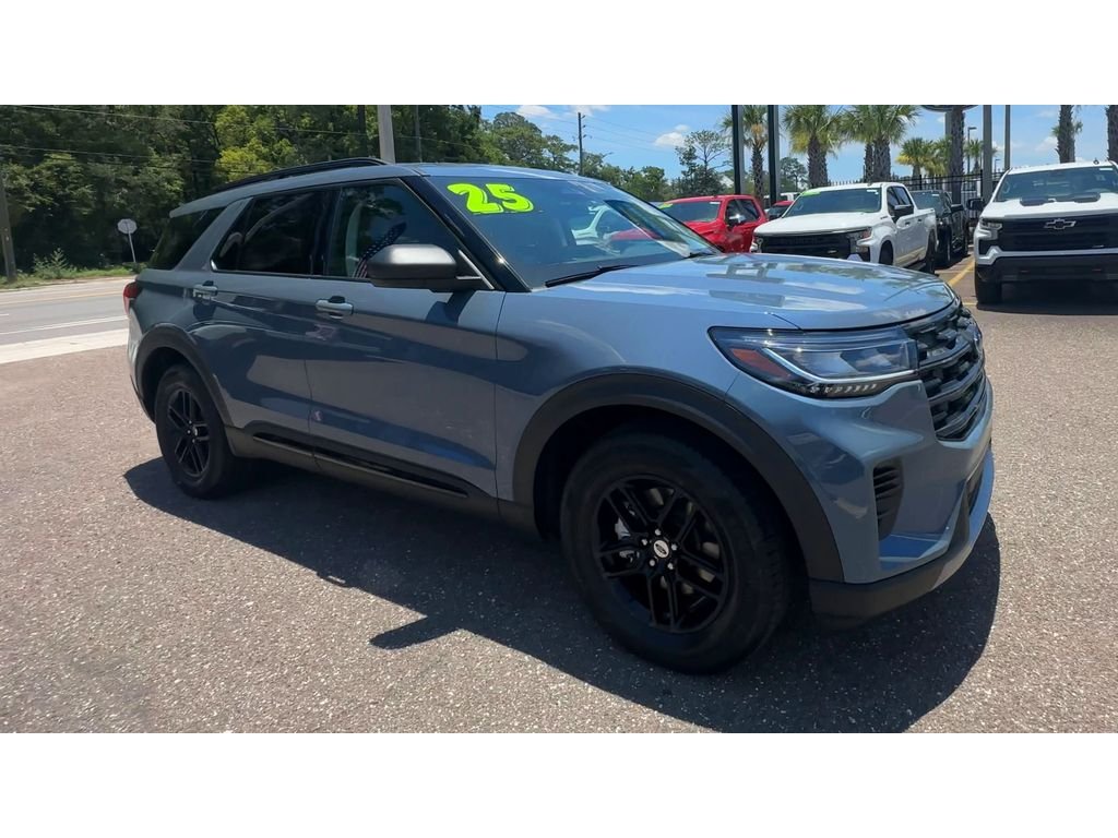 Used 2025 Blue Ford Active image 2
