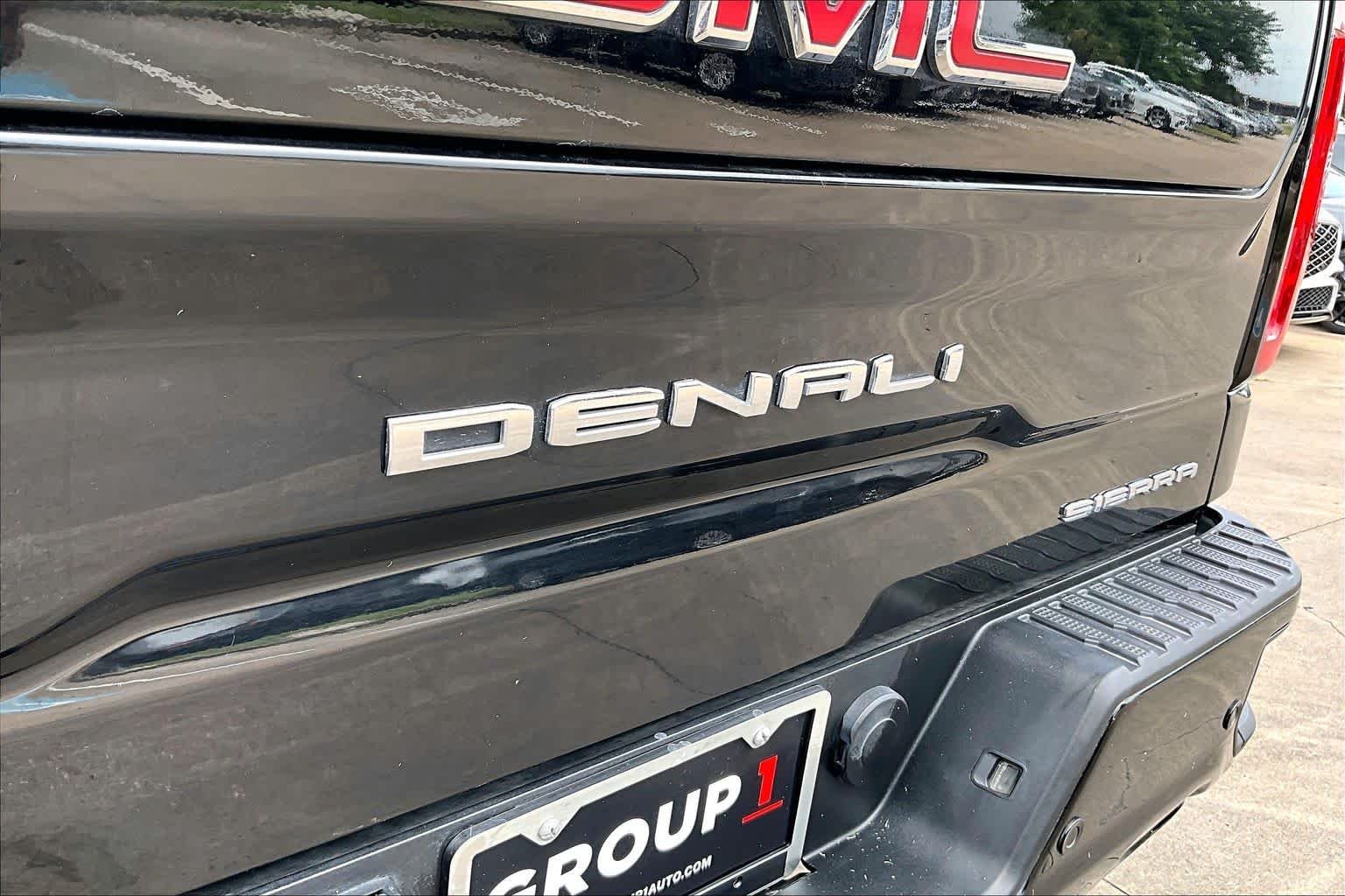 Used 2023 ONYX BLACK GMC Denali image 29