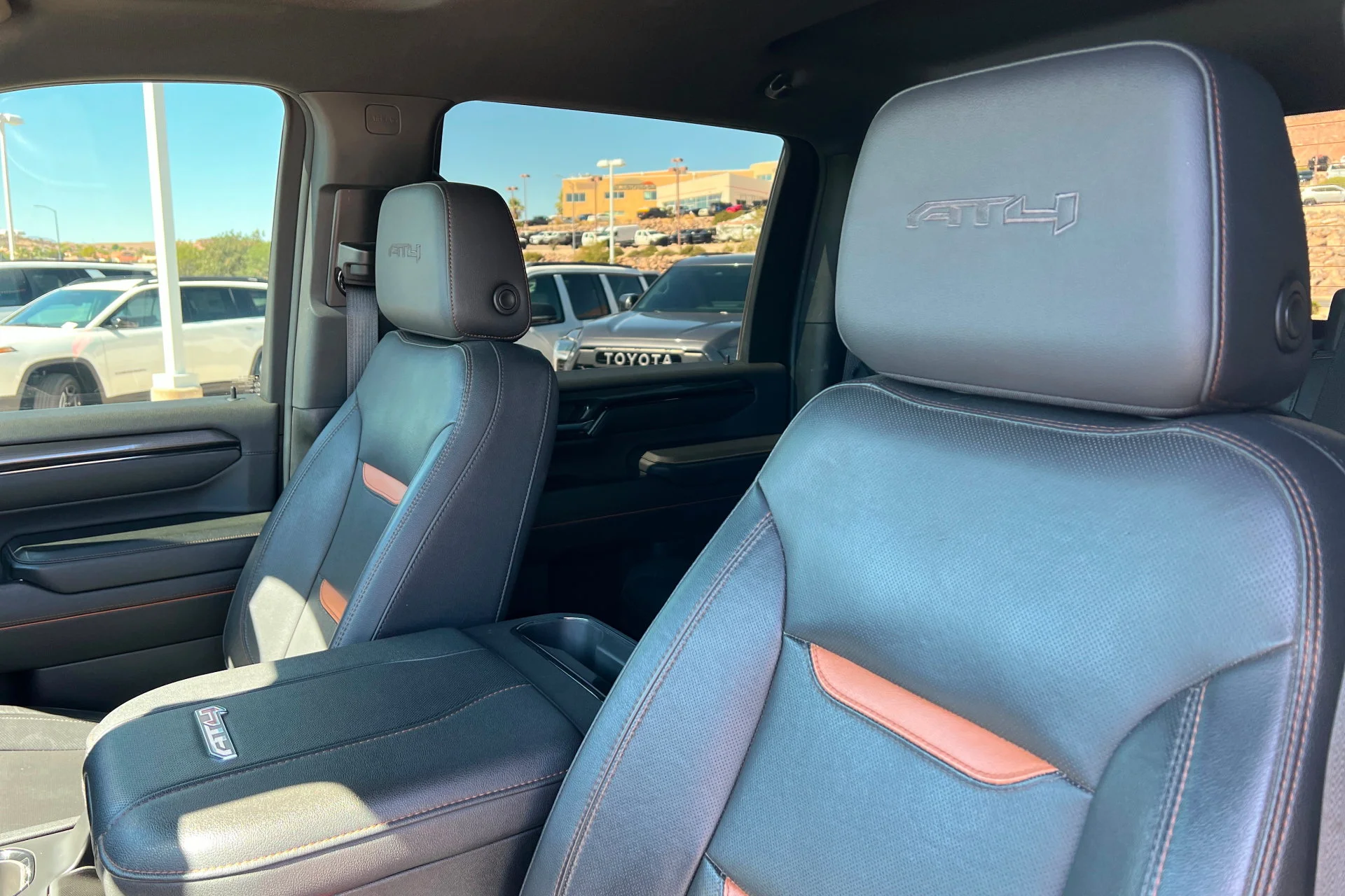 Used 2024 Summit White GMC AT4 image 16
