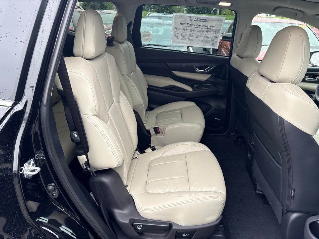 New 2027 CRYSTAL BLACK SILICA Subaru Limited 7-Passenger image 11