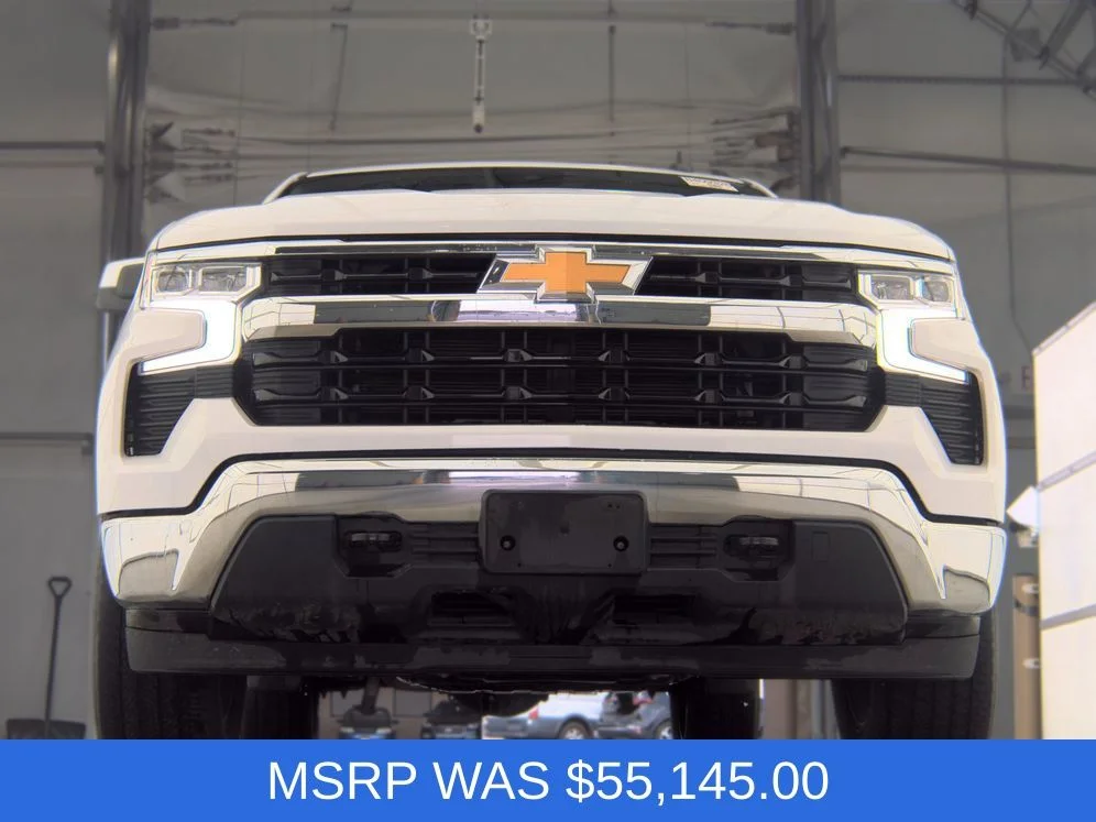 Used 2023 White Chevrolet LT image 2