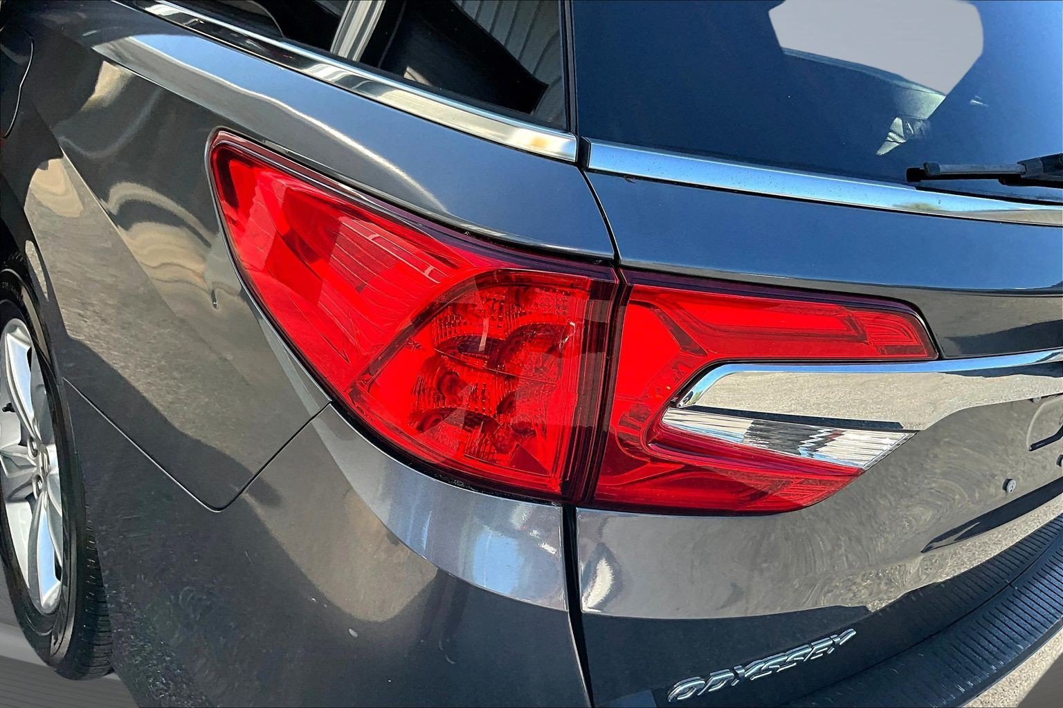 Used 2019 Gray Honda EX-L image 20
