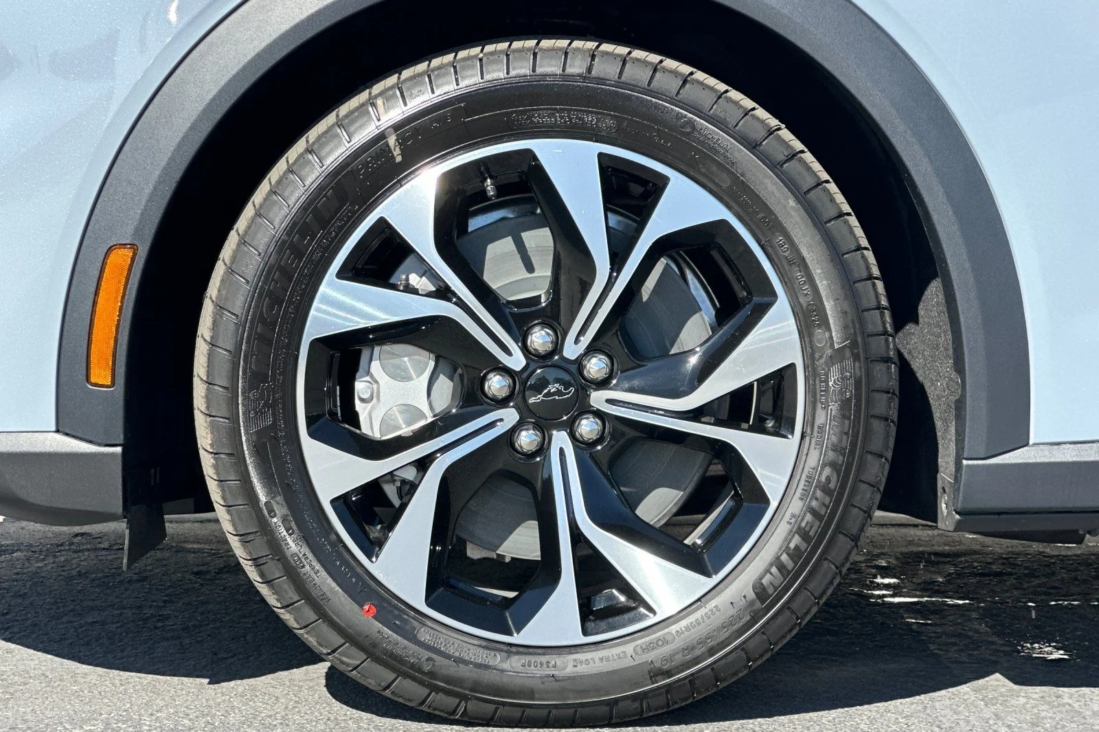 New 2026 Glacier Gray Metallic Tri-coat Ford Select image 25