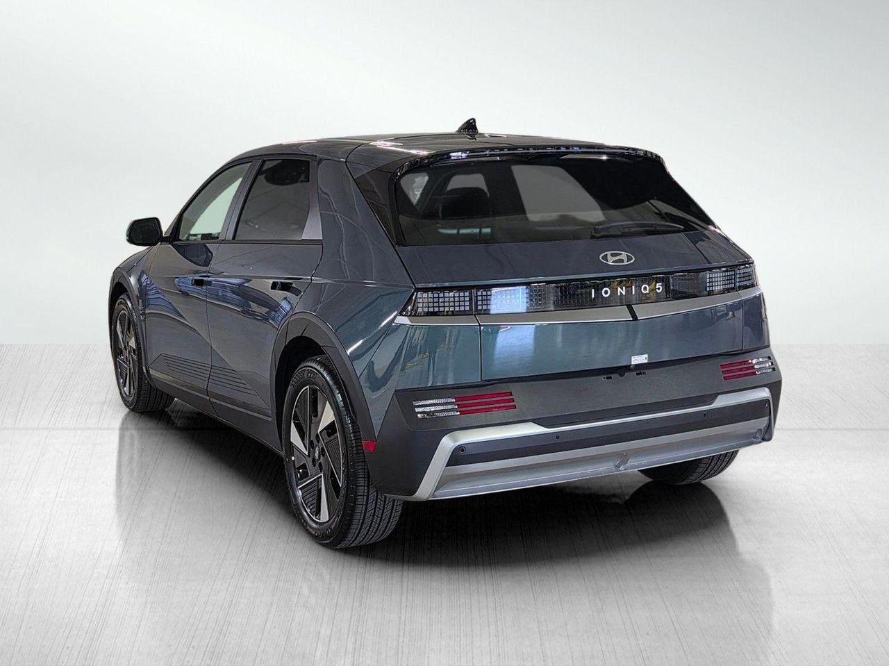 New 2026 Digital Teal Hyundai SEL image 5