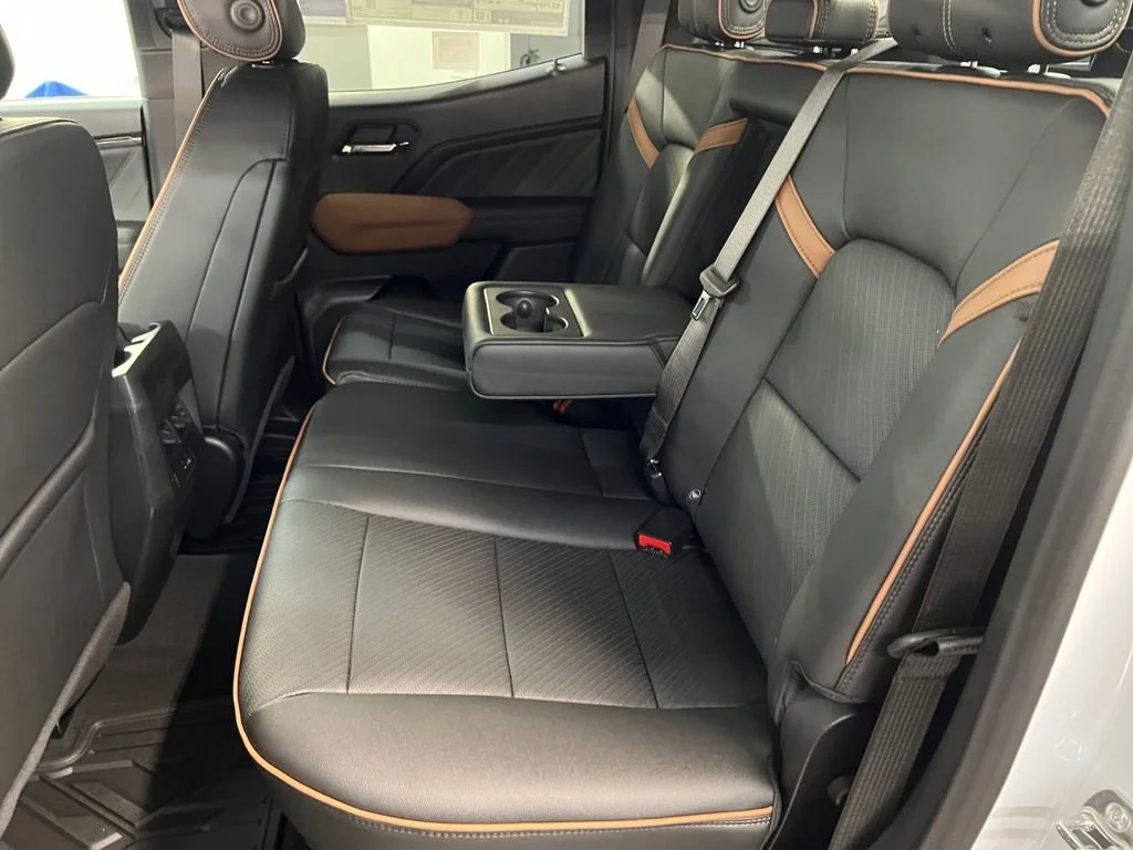 2025 GMC Canyon AT4 - Photo 29