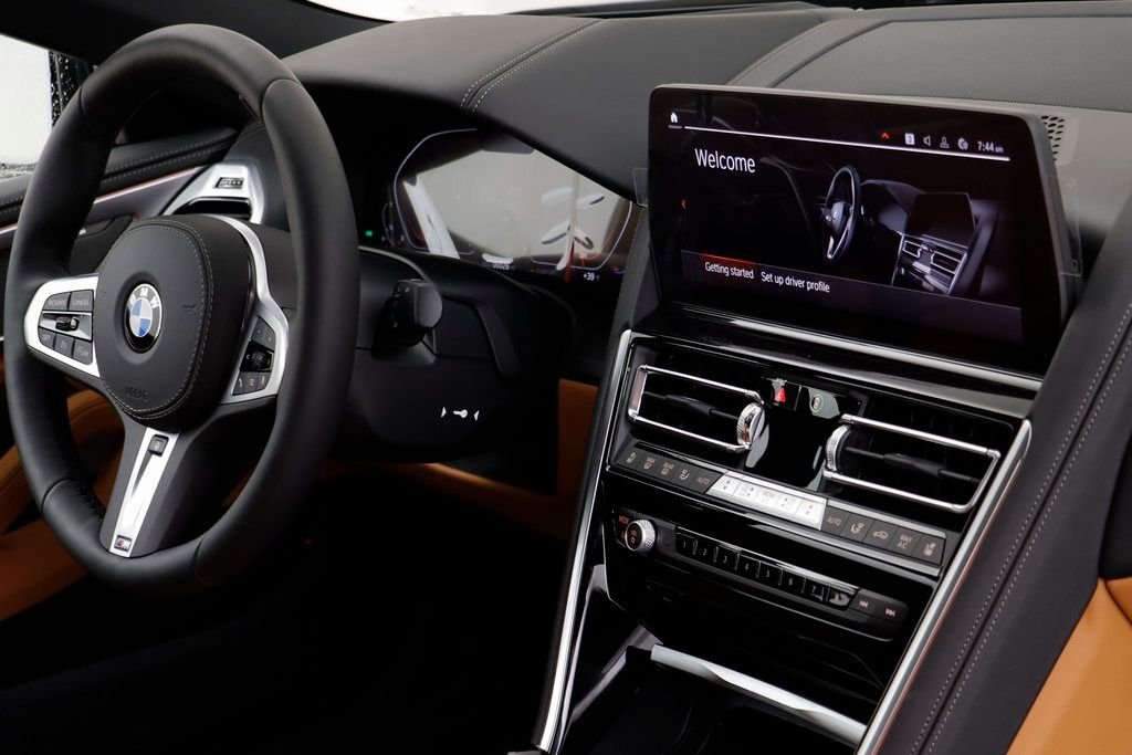 2026 BMW 8 Series 840i - Photo 20