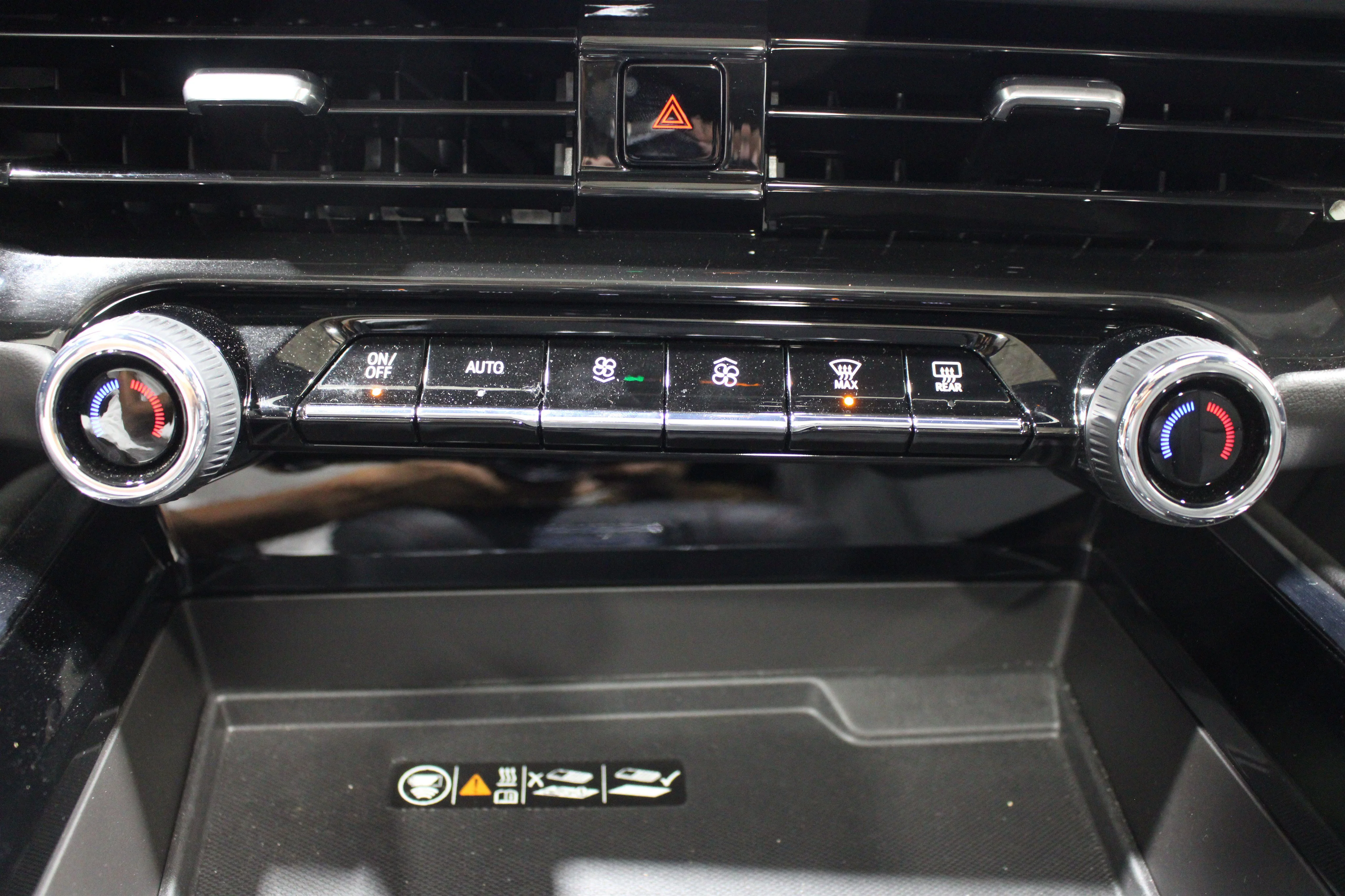 2025 Chevrolet Tahoe RST - Photo 15