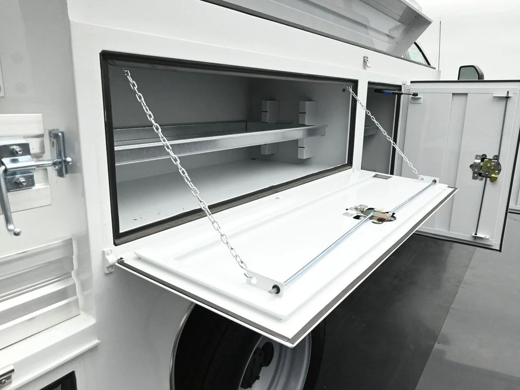 New 2025 Oxford White Ford XL image 25