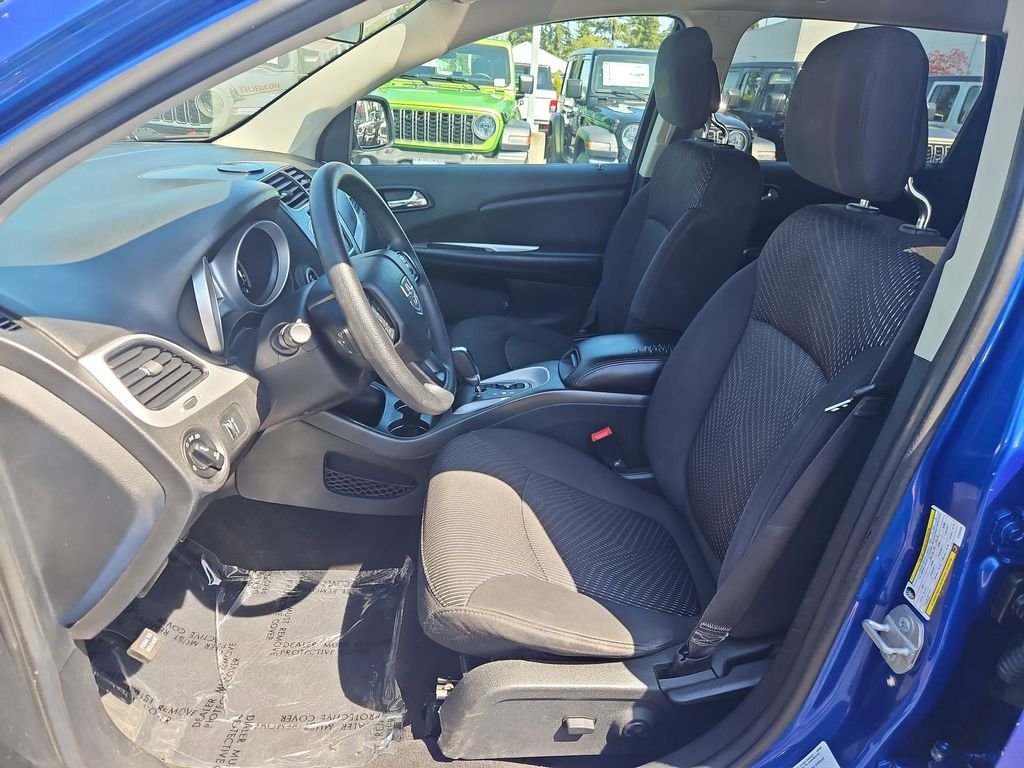 Used 2015 Blue Dodge SXT image 20