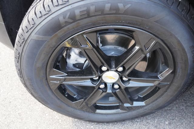 Certified Used 2025 Gray Chevrolet LT image 16