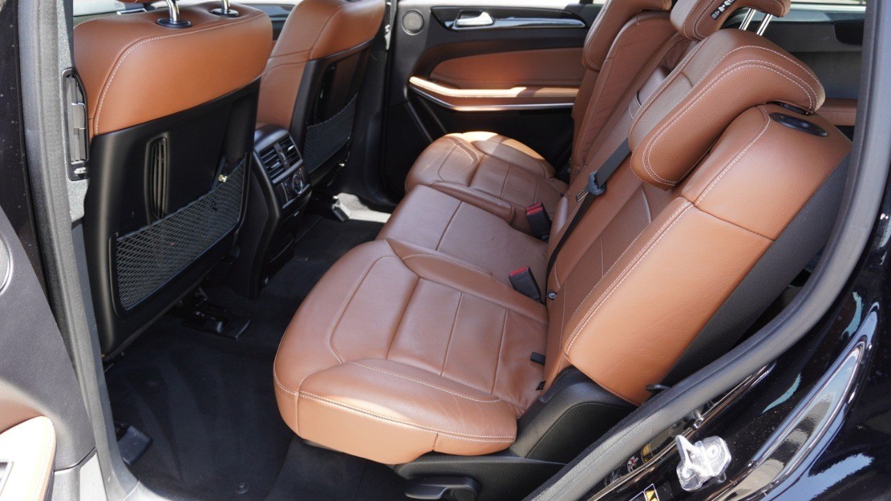 Used 2019 Black Mercedes-Benz GLS 550 image 30