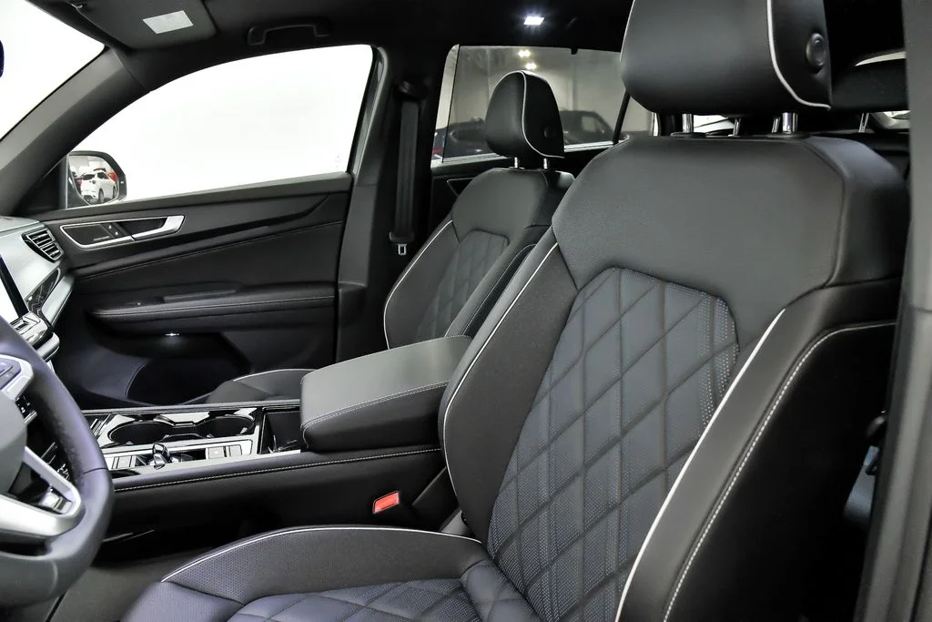 2026 Volkswagen Atlas Cross Sport SEL Premium R-LINE - Photo 6