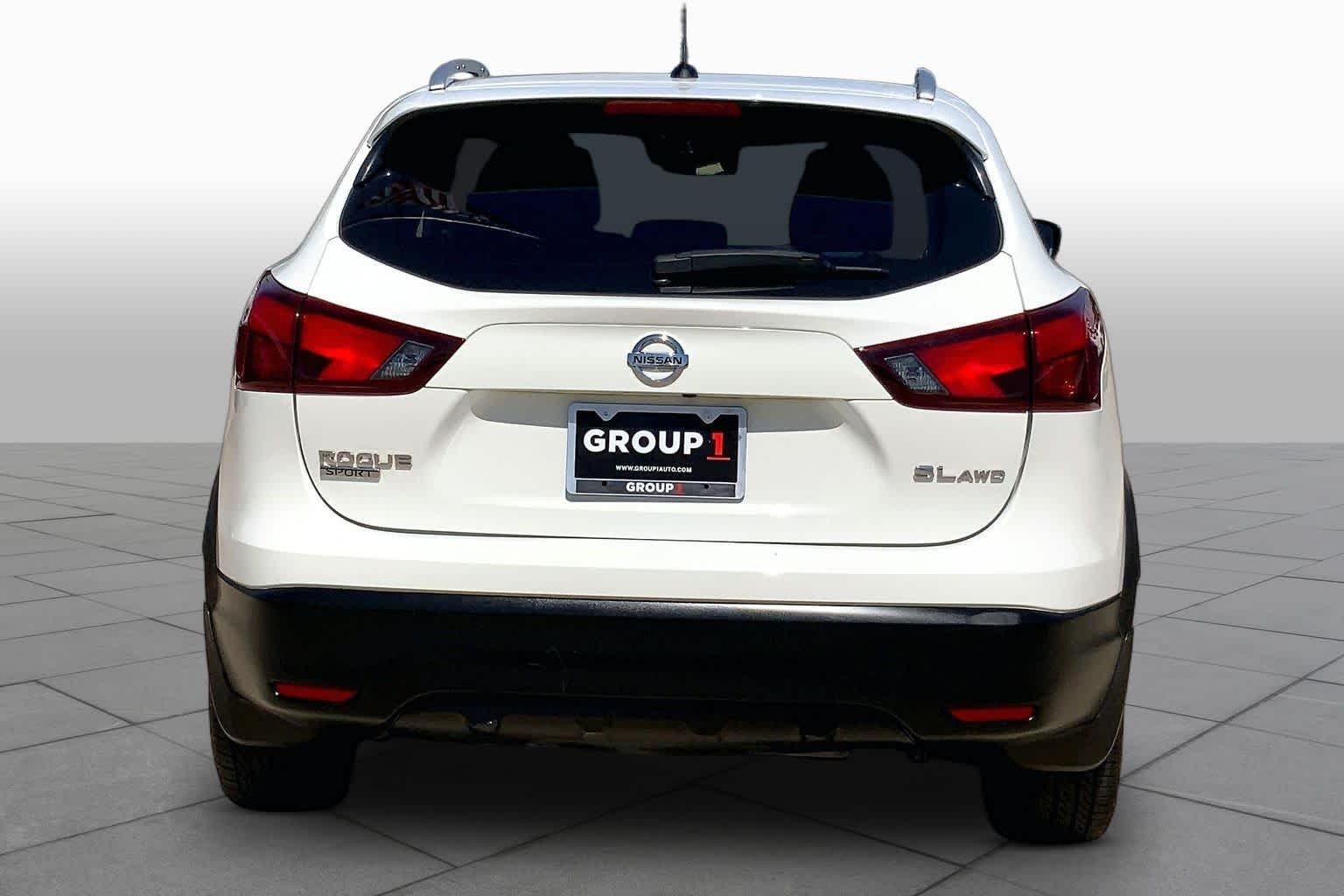 Pre-Owned 2017 Nissan Rogue Sport SL