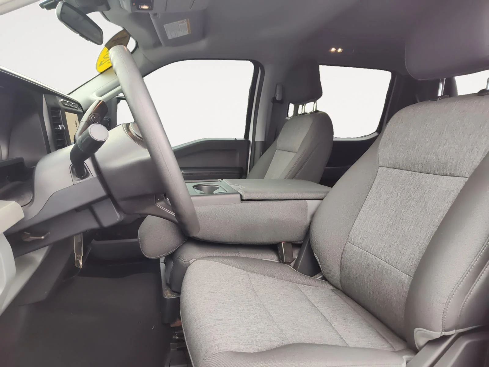 Used 2024 Oxford White Ford XL image 9