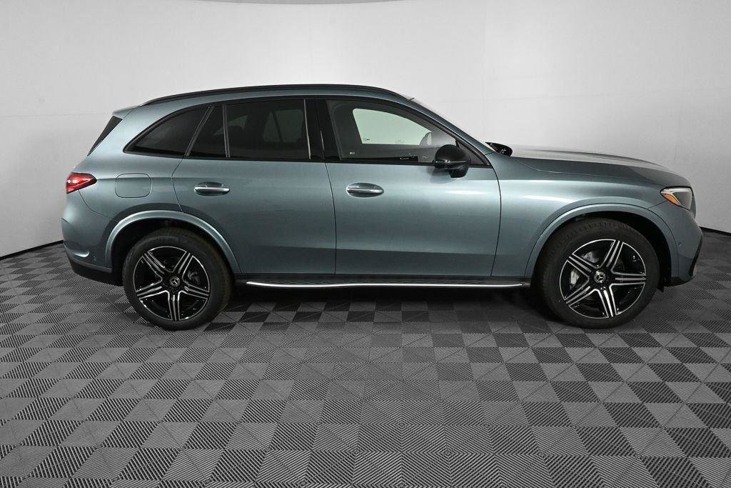 New 2026 Verde Silver Metallic Mercedes-Benz GLC 300 image 62