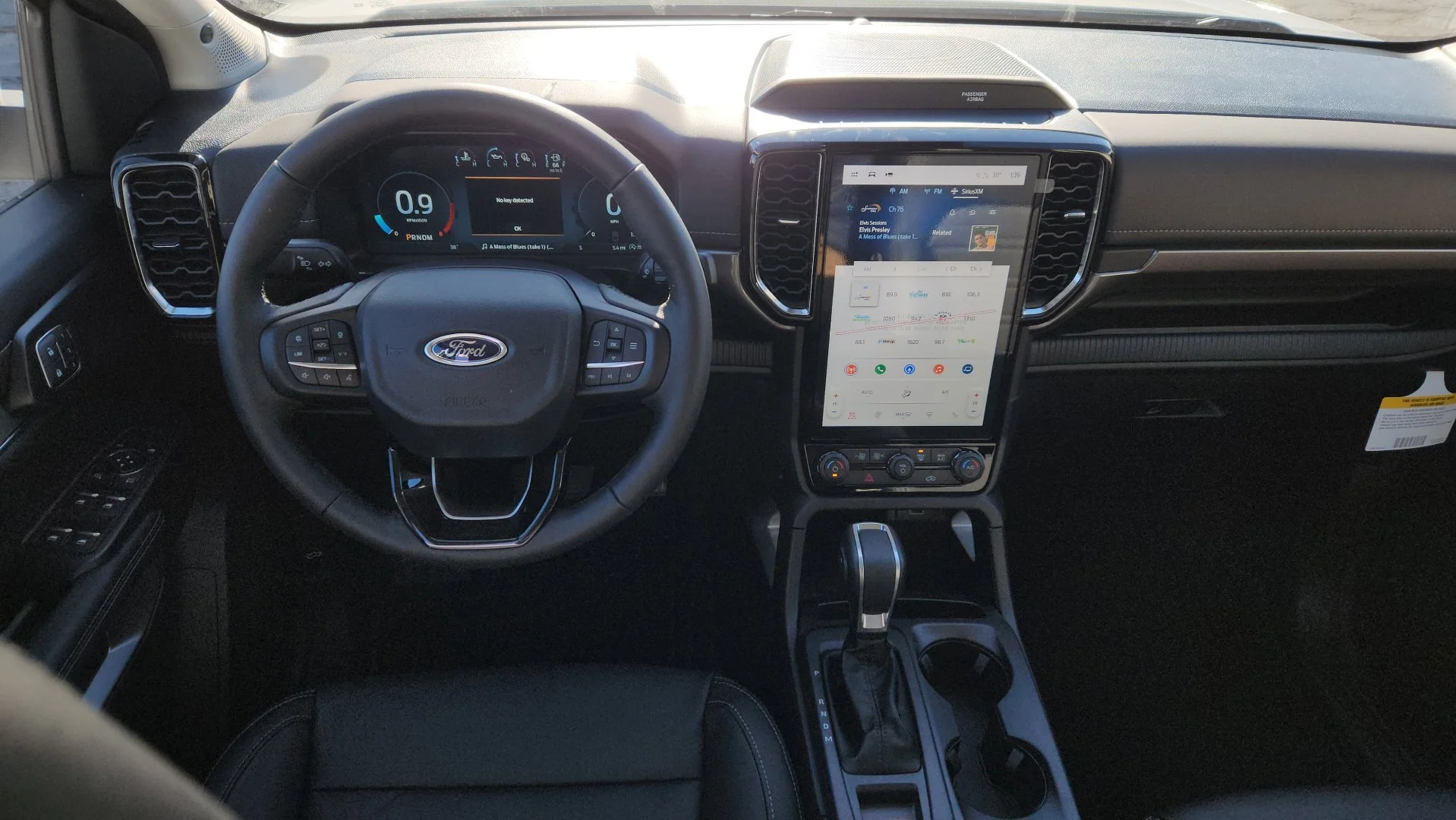 New 2025 Oxford White Ford LARIAT image 25