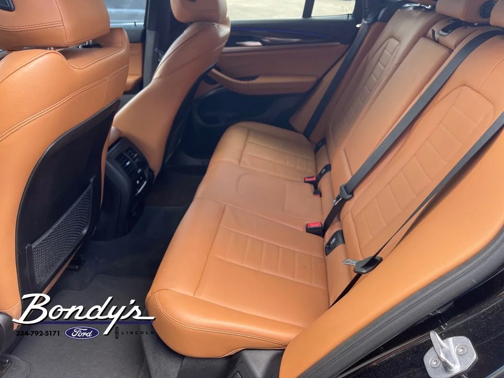Used 2019 Black BMW sDrive30i image 11
