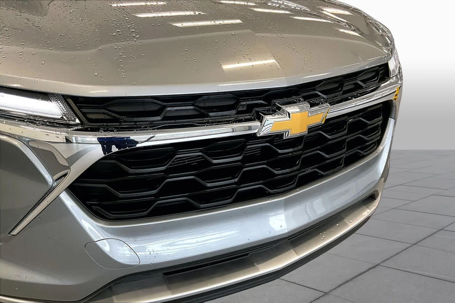 Used 2026 Sterling Gray Metallic Chevrolet LT image 29