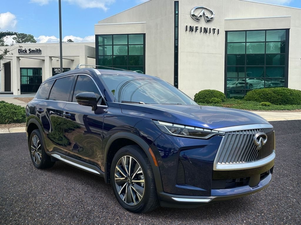 Used 2026 Blue INFINITI LUXE image 1