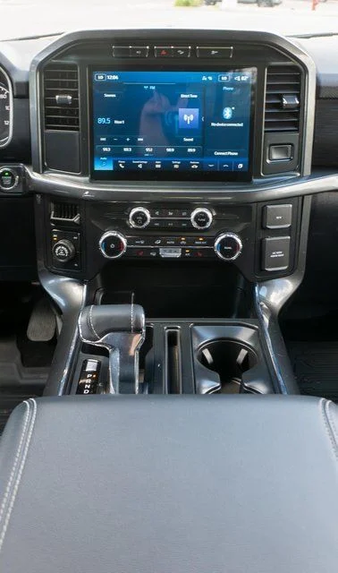 Used 2022 White Metallic Ford XLT image 11