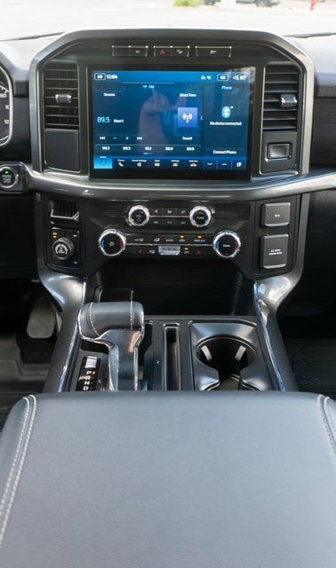 Used 2022 White Metallic Ford XLT image 11