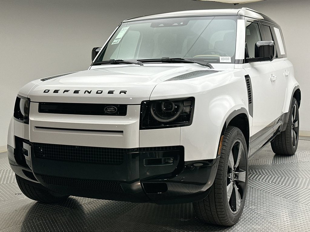 New 2026 Fuji White Land Rover X-Dynamic SE image 1