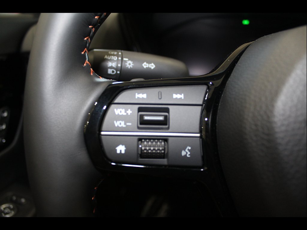 2025 Honda CR-V Sport Touring - Photo 27