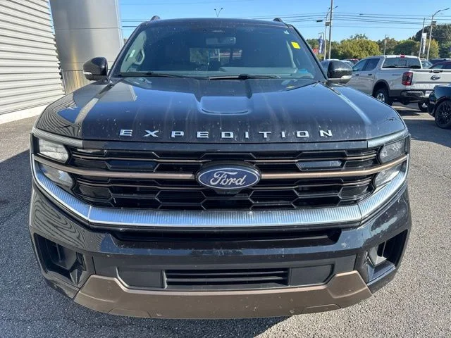 Certified Used 2025 SELECT Ford King Ranch image 2
