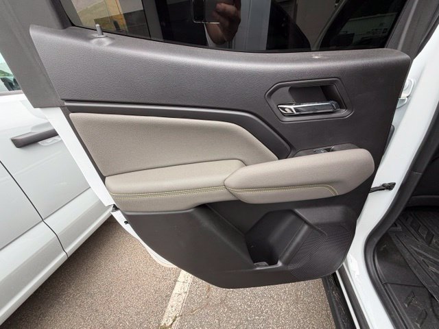 Used 2024 White Chevrolet ZR2 image 17