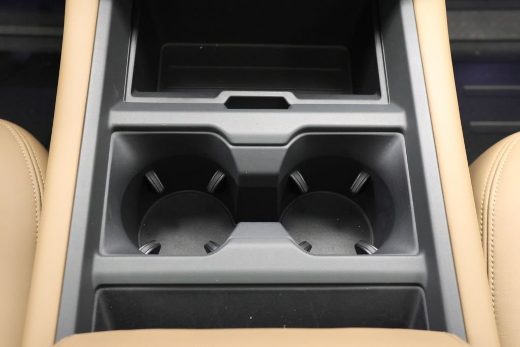 2026 Land Rover Defender S - Photo 24