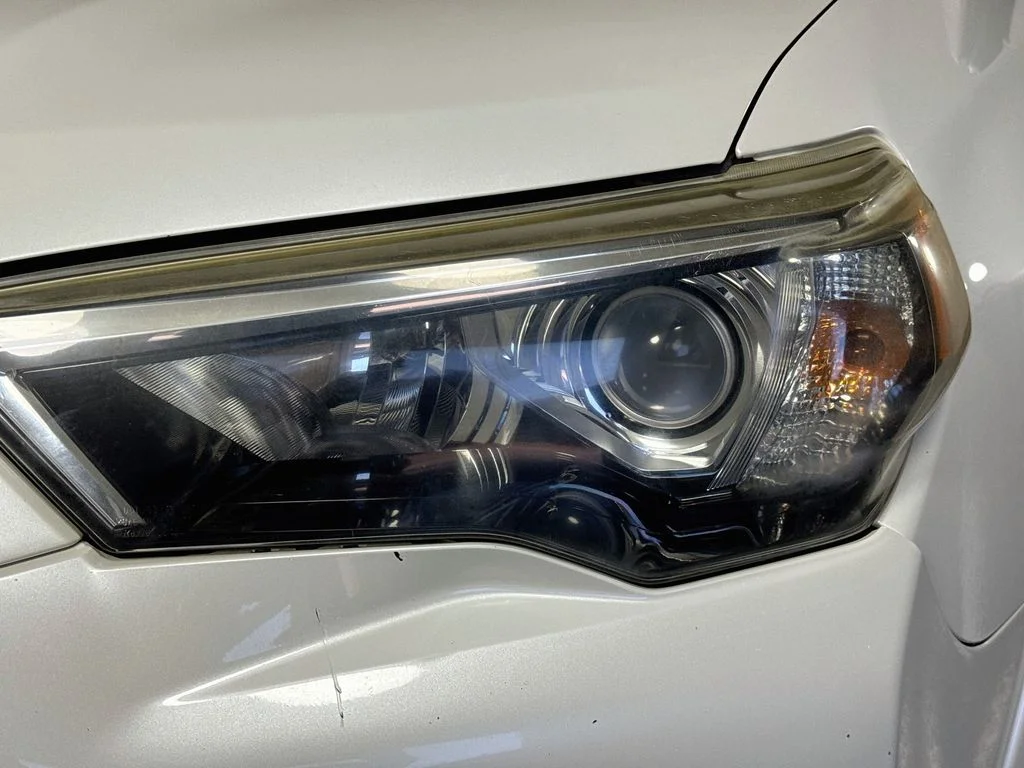 Used 2014 White Toyota Limited image 39