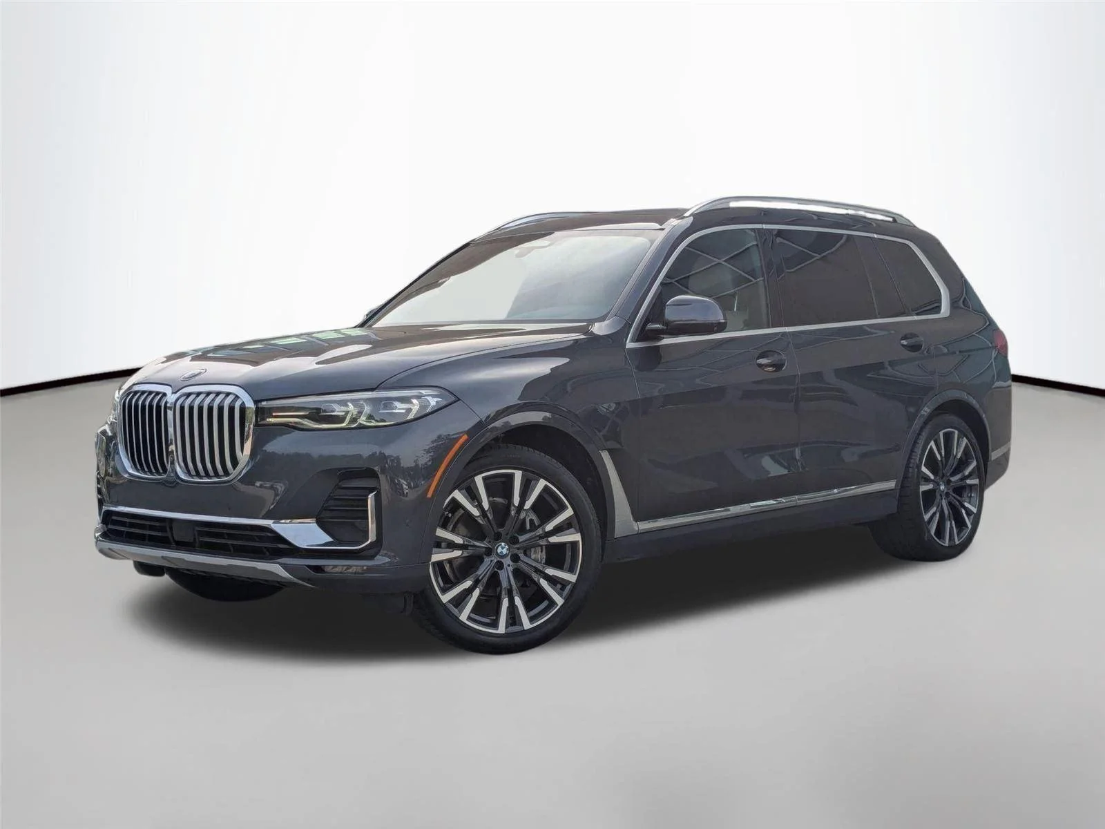 2022 BMW X7 xDrive40i's photo