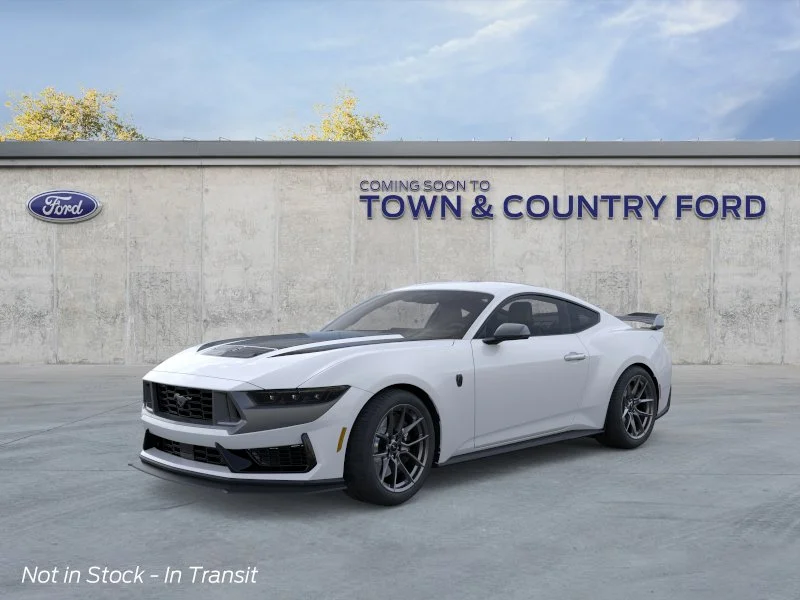 2026 Ford Mustang Dark Horse's photo
