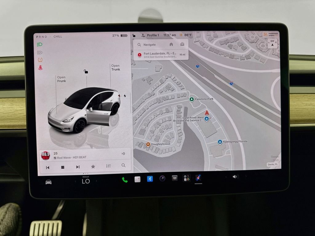 Used 2022 White Tesla Performance image 13
