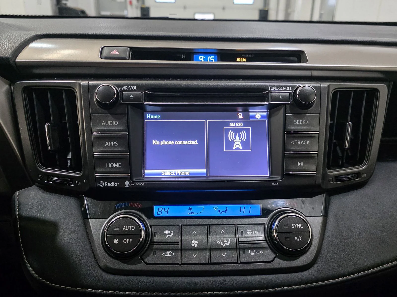 Used 2014 Gray Toyota XLE image 24