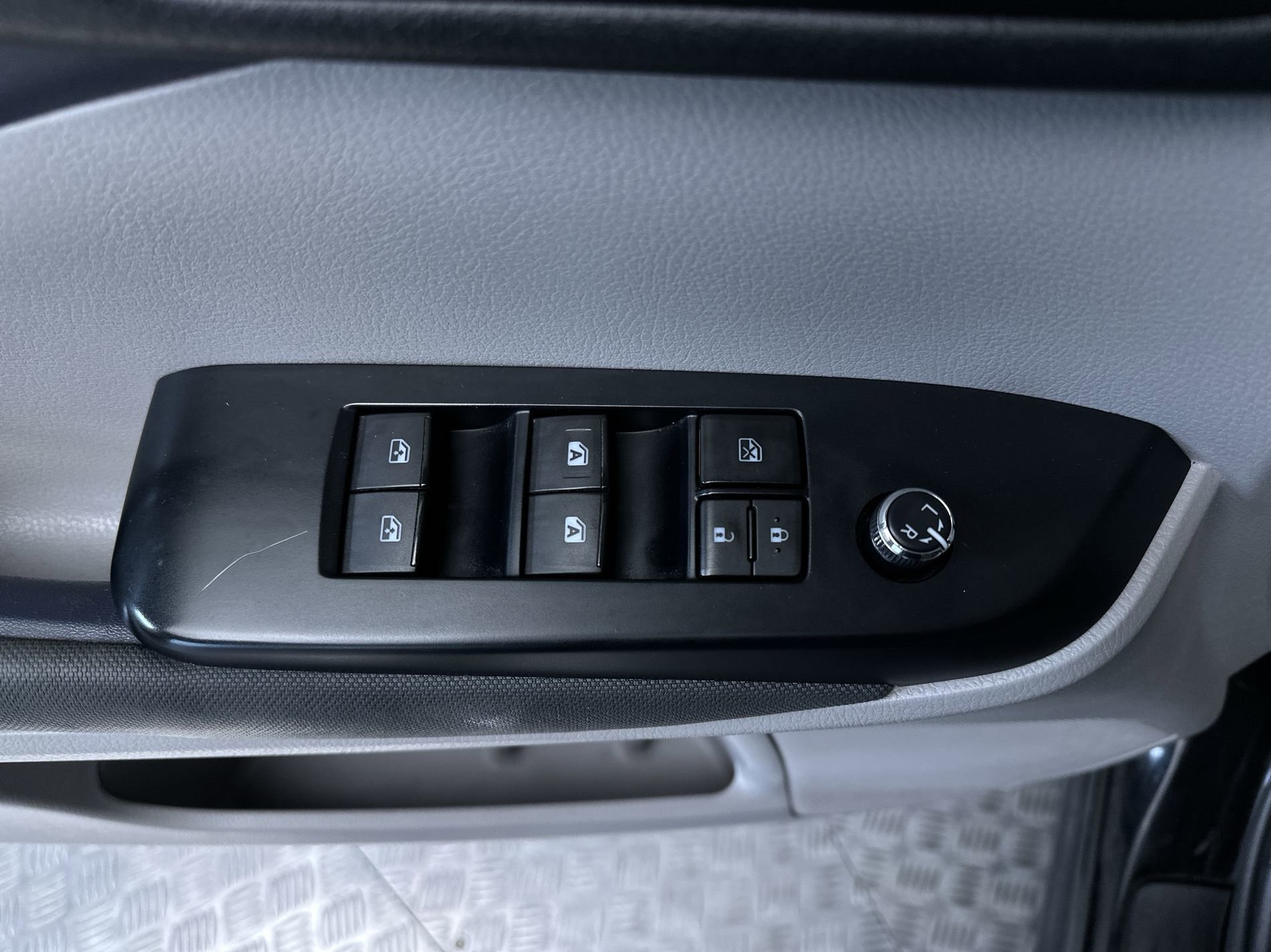 Used 2017 Midnight Black Metallic Toyota LE image 15