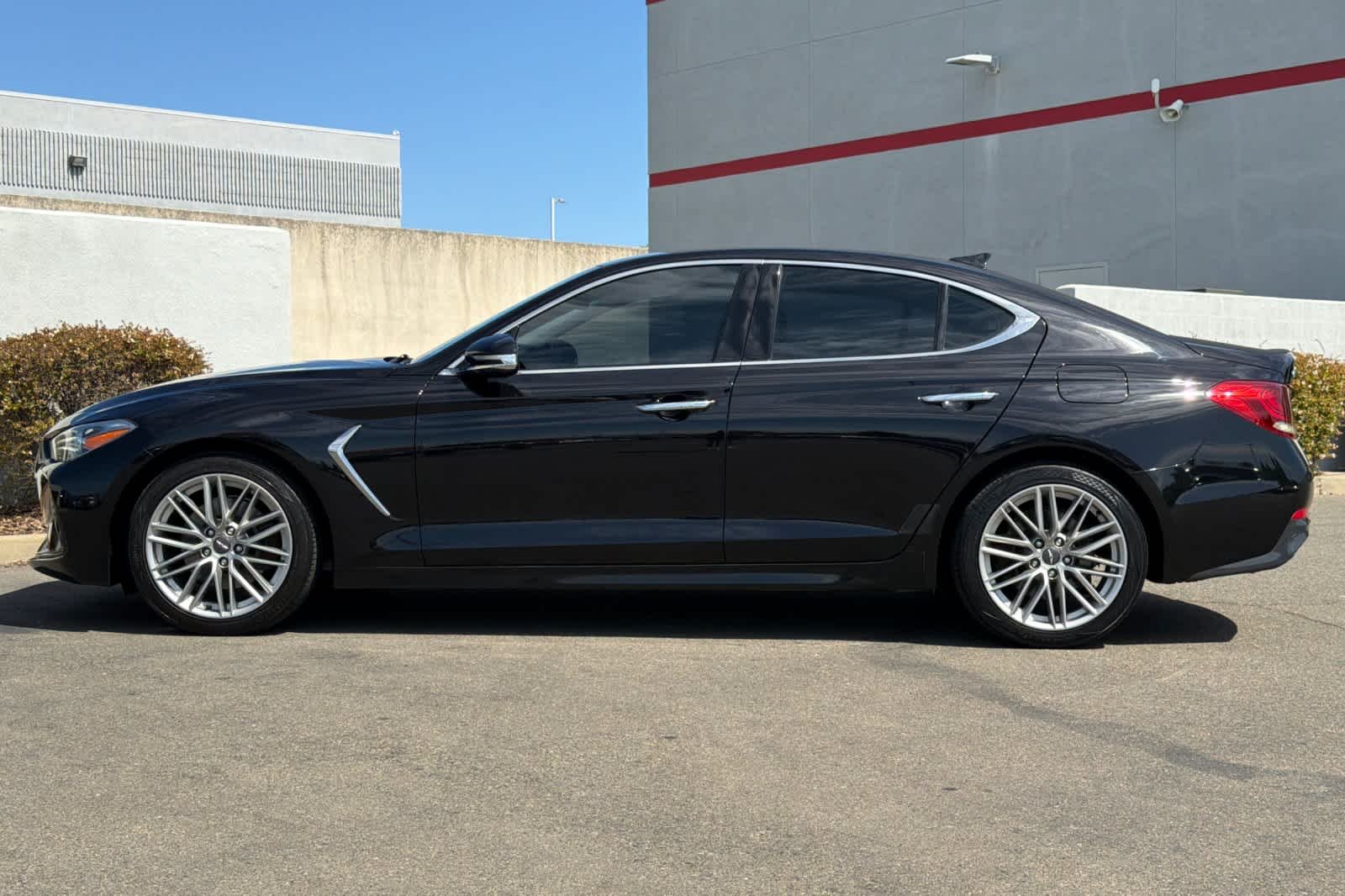 Used 2021 Vik Black Genesis 2.0T image 9
