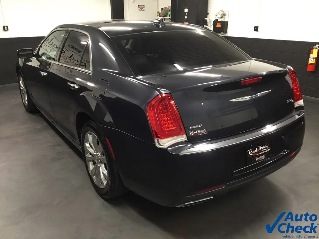 Used 2017 Gray Chrysler C image 7