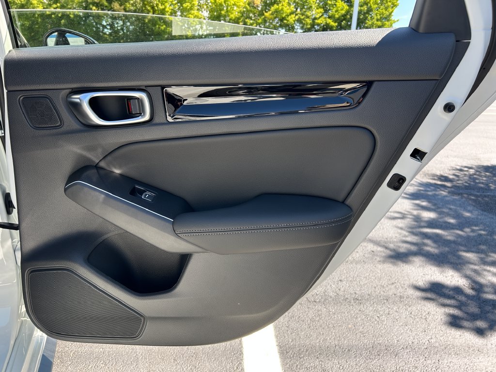 New 2026 Platinum White Pearl Honda Sport Touring image 23