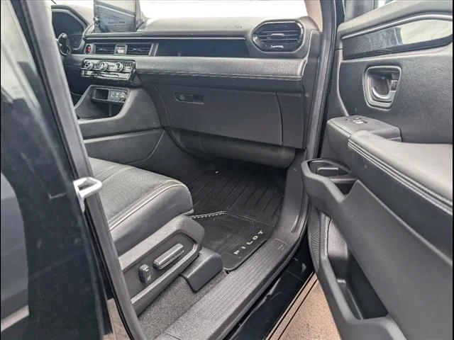 2023 Honda Pilot Elite - Photo 20