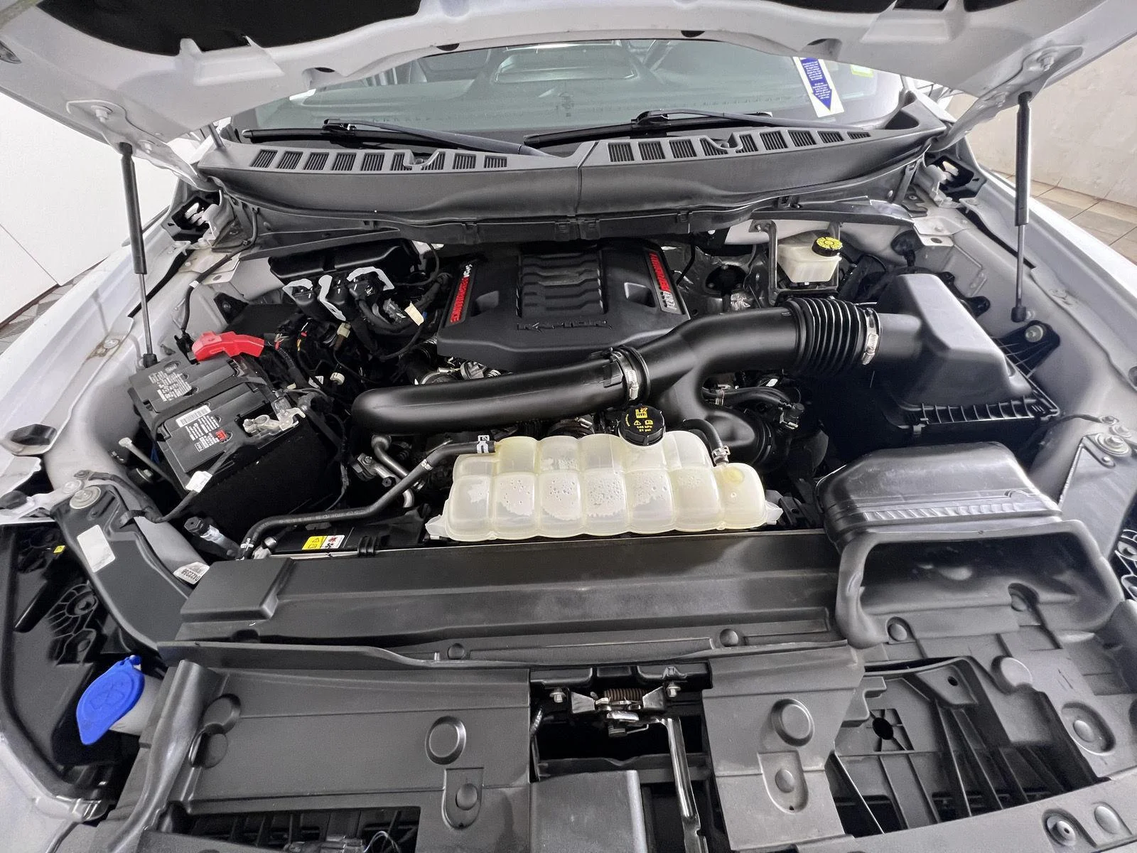 Used 2022 Oxford White Ford Raptor image 22