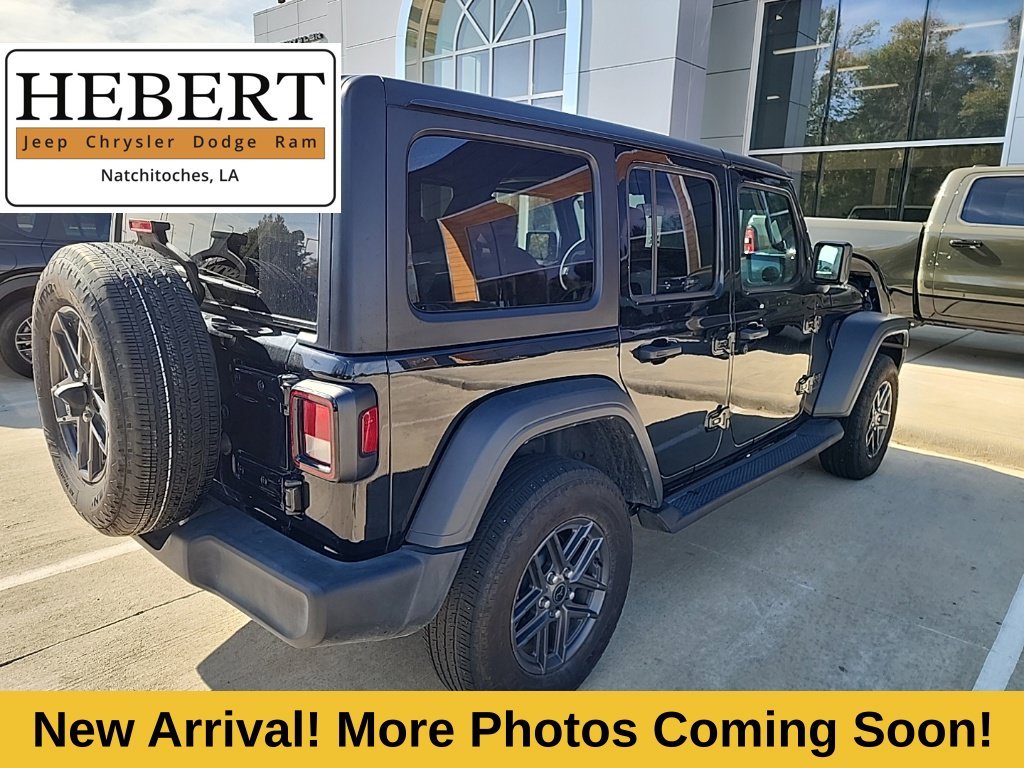 Used 2025 Black Jeep Sport S image 5