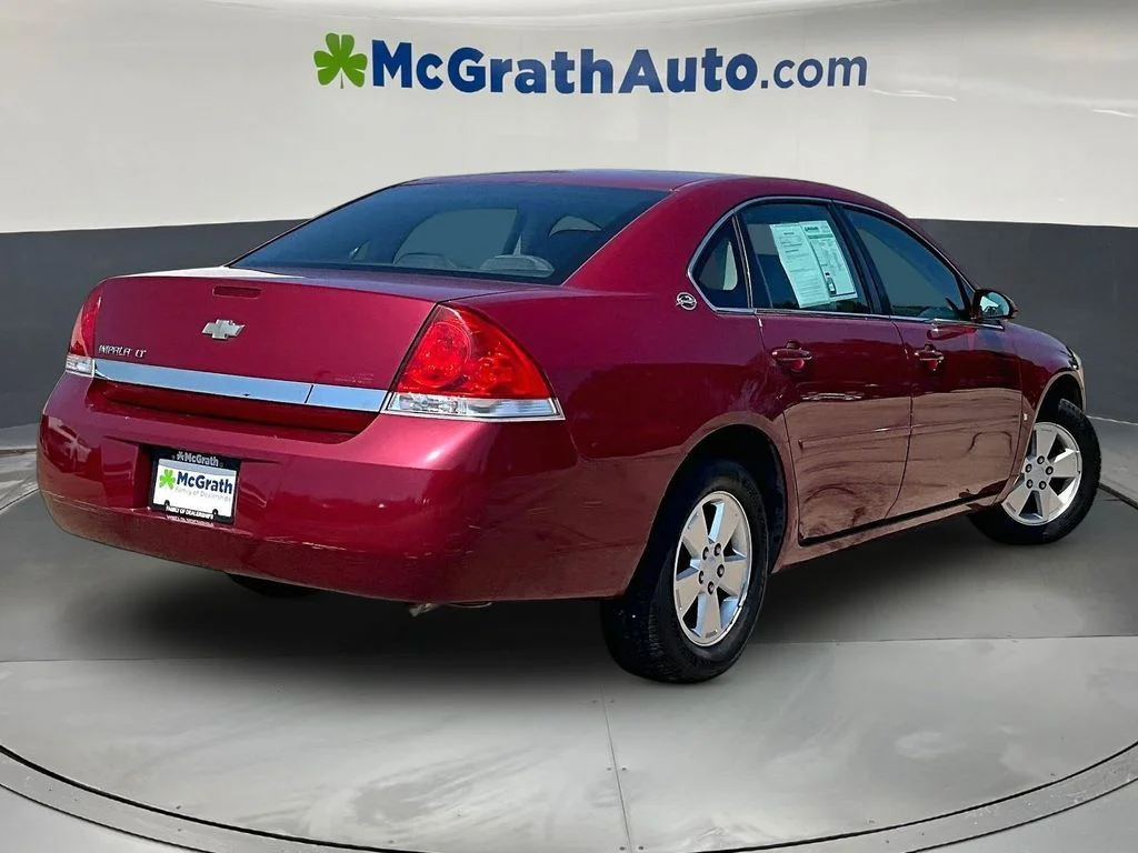 Used 2006 Red Chevrolet LT image 7
