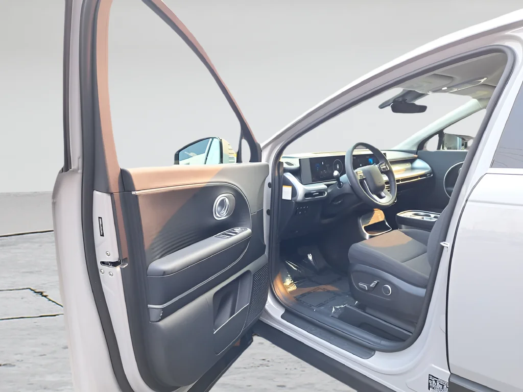 New 2026 Gray Hyundai SE image 9