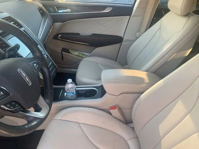 Used 2019 Brown Lincoln Reserve image 12