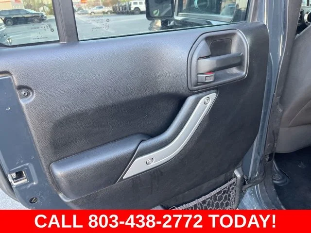 Used 2016 Black Jeep Unlimited Rubicon image 11