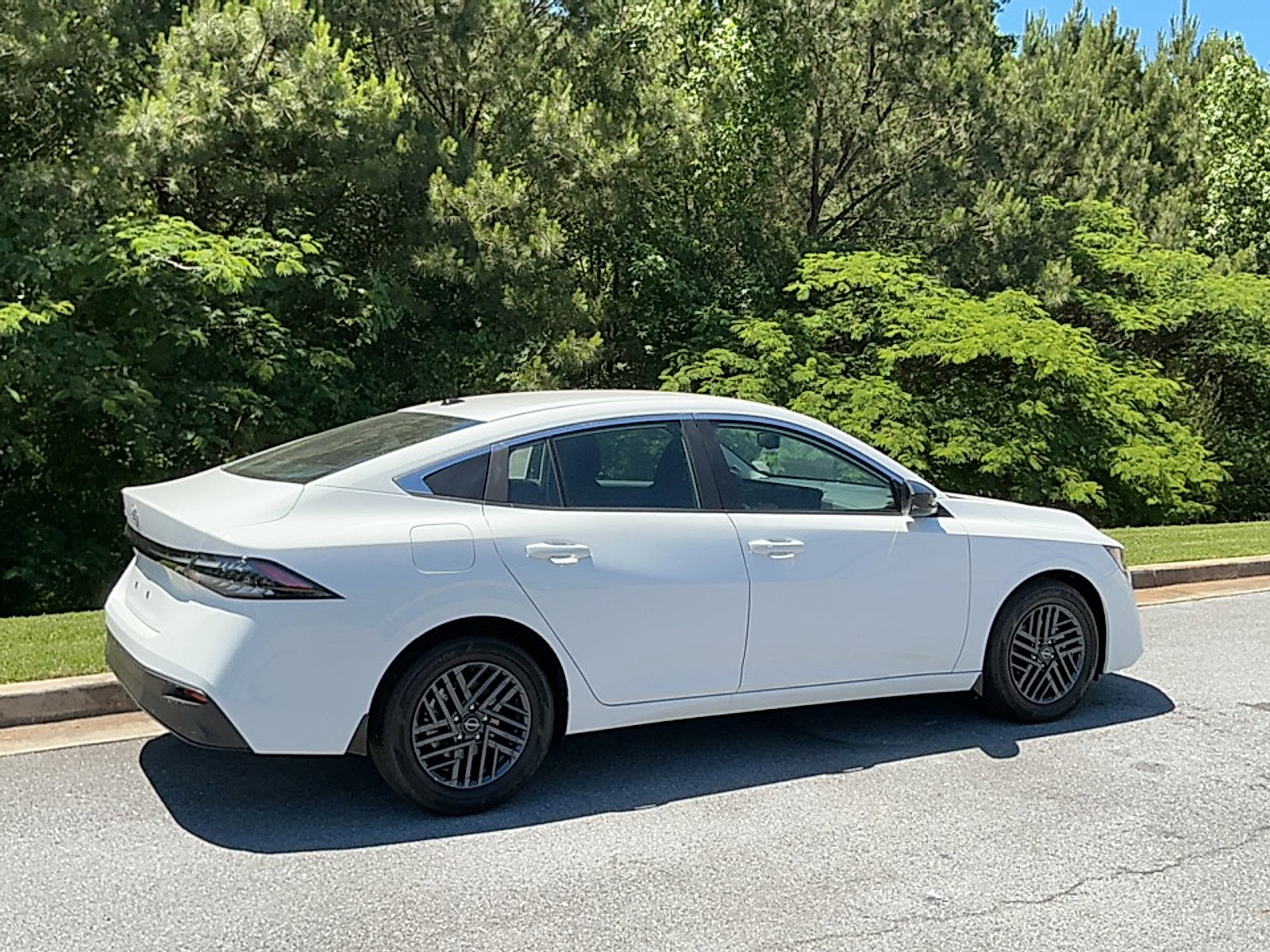 New 2026 Fresh Powder Nissan SV image 2